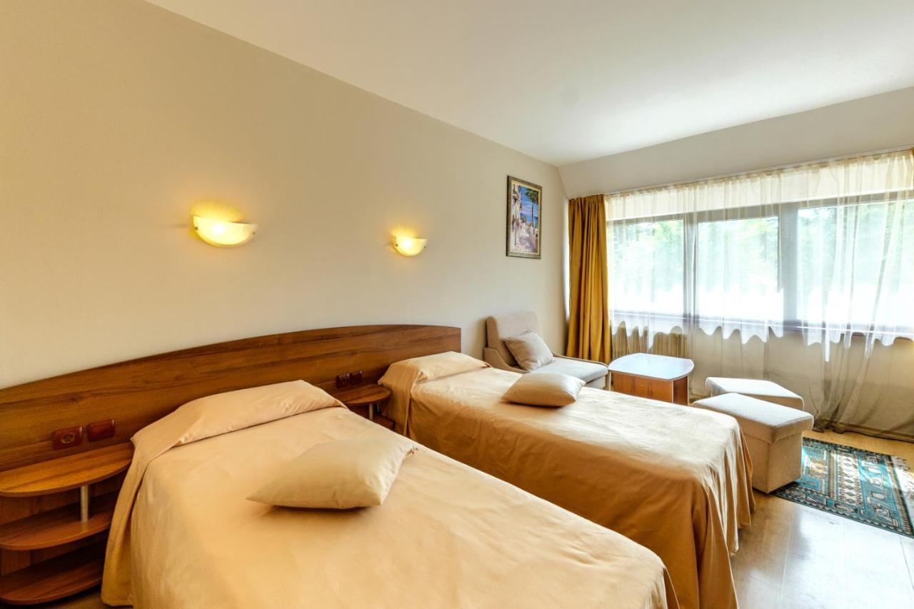 Moura & Villas Borovets Mountain Relax Spa Hotel Bagian luar foto